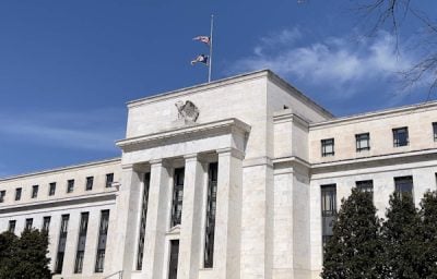 联储局官员放鸽   副主席鲍曼挺7月降息