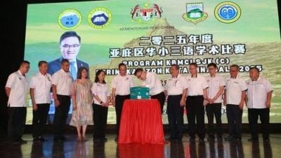 冯晋哲：改变世界个人命运 演讲影响力不容小觑