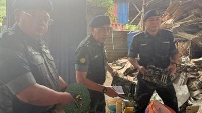沙警16地点展开行动 起1030万电子废料捕44人