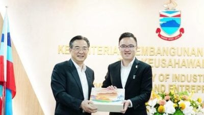 深谈沙中多领域合作 冯晋哲朱兴龙“一见如故”