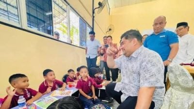 沙赫米：实现社会经济平衡 人民应充当政府耳目
