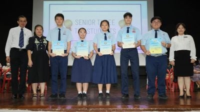 沙崇正校内考试 53优异生获表扬