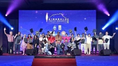 哈芝芝：传达政策打假新闻 媒体政府应持续合作