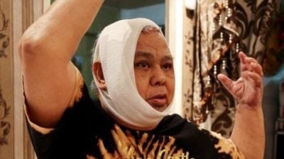 天花板水泥块脱落 六旬叔如厕被砸晕