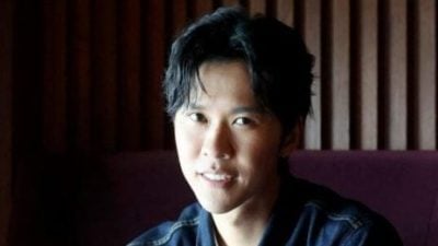 入围红星‘最佳潜力星’ 郭坤耀看差评自我提升