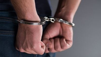 男艺人涉非礼少女 被警逮捕后获保释
