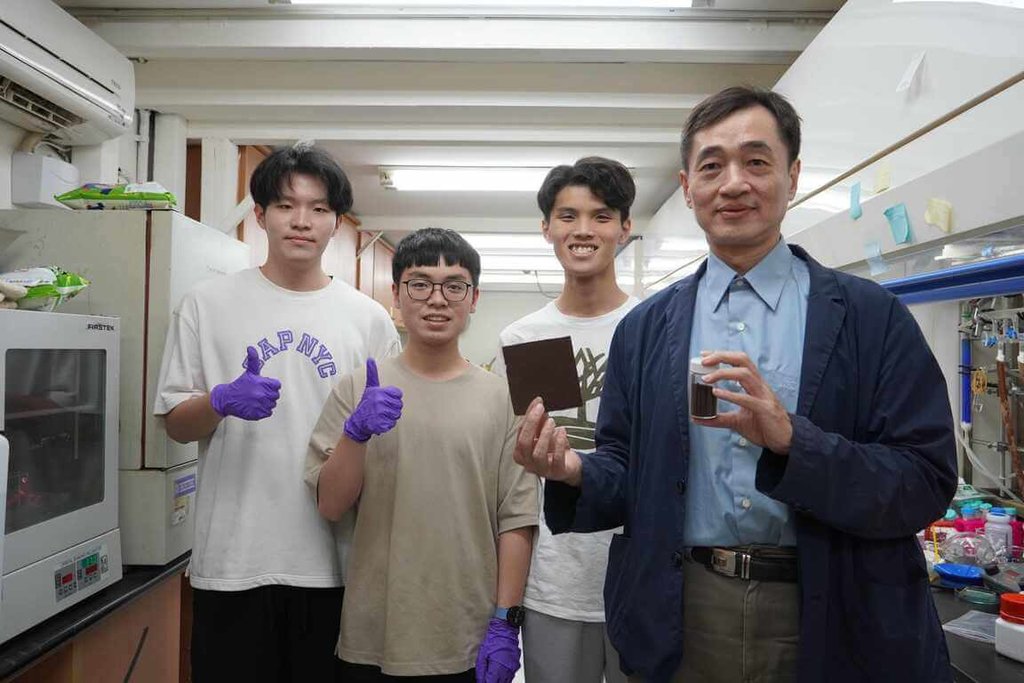 ​废弃物再利用 台科大让咖啡渣变身环保隔音建材