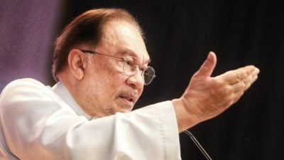 “上任至今减200亿令吉国债” 安华：政府续分阶段减国债