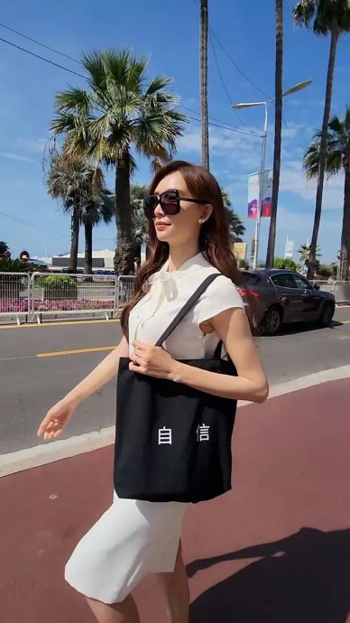 “缩脖小碎步”遭骂被日本人同化 林志玲幽默拍片回应