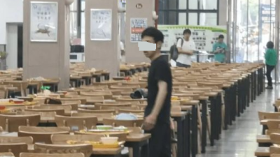 中国武汉大学学生持刀伤人 警：嫌犯因学业不顺行凶