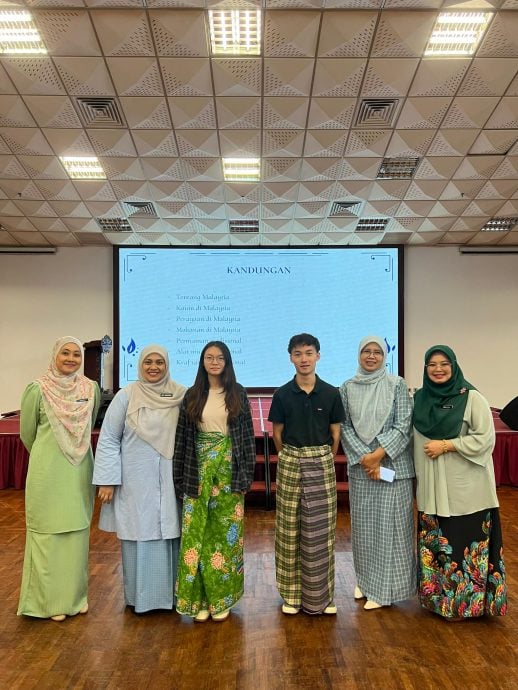 《我们》/马来公务员玛莉亚蒂与阿尼萨的语言学习之路