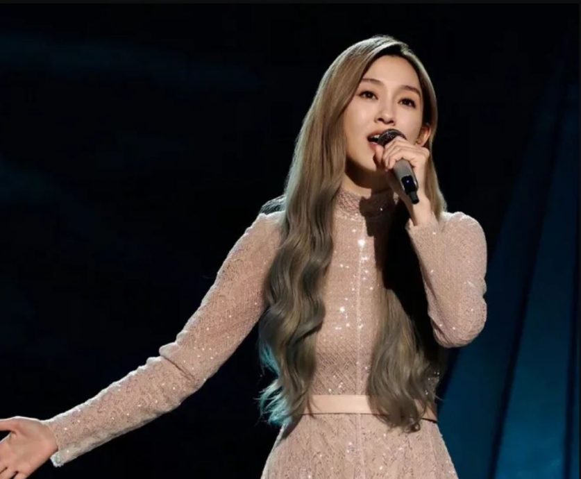 《歌手》一轮游掀骨牌效应 范玮琪演唱会票价大跳水