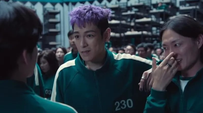 《鱿鱼3》演反派揍T.O.P 李炳宪伤到儿子心