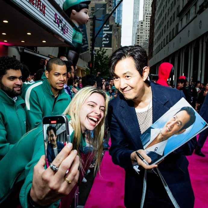 《鱿鱼3》演反派揍T.O.P 李炳宪伤到儿子心