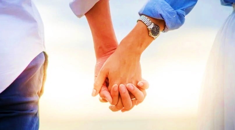 七年真心不敌名牌包?男子疑惑是否该放手引热议