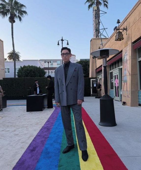 上唇变薄法令纹加深 T.O.P五官变化引热议