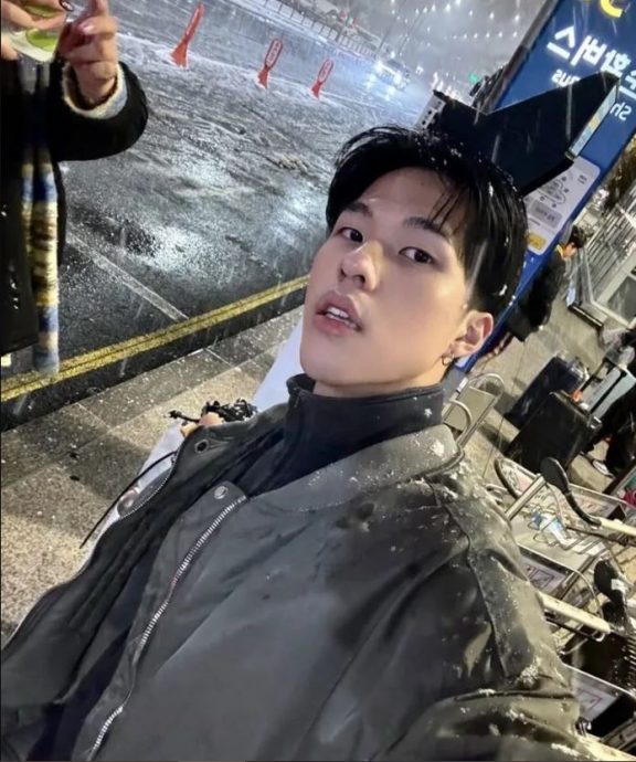 不当柜哥当偶像！邓丽君侄儿韩国拼出道 