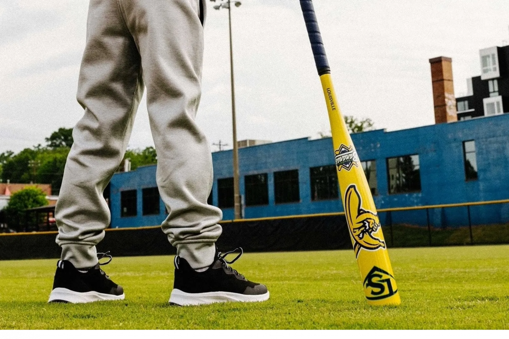 不满授课方式 韩国中学生持球棒痛殴老师到骨折