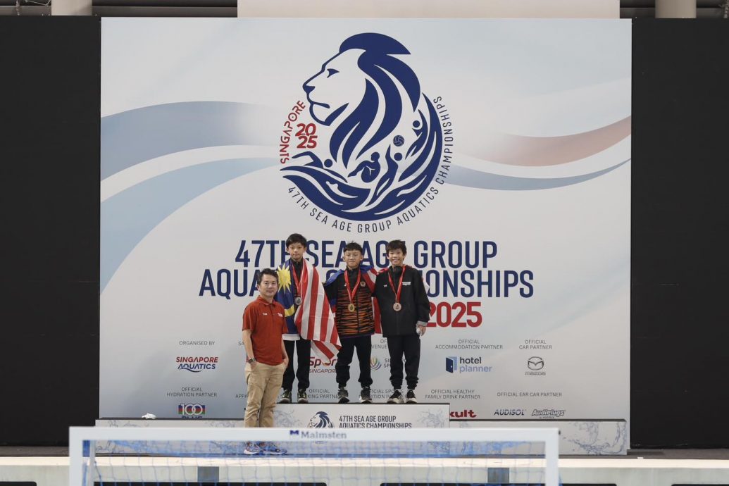 东南亚分龄跳水赛| 李奕晴女A组10米台摘金  大马两日收获6金