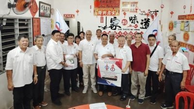 丹民主行动党成立元老俱乐部   黄愈河任首届主席