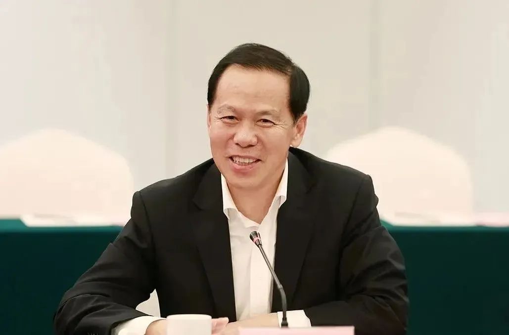 东方航空原董事长刘绍勇被查