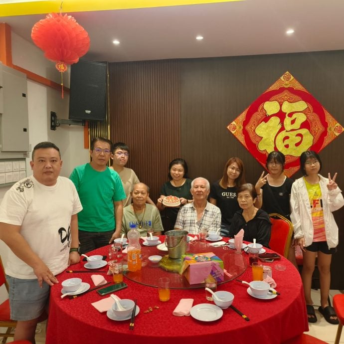 东（已发布）：“百行孝为先——父母恩、子女情——爱吾双亲”晚宴 与全国各地7000人同步庆祝 度温馨夜晚