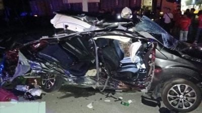 而连突车祸5死3伤 | 3伤者留院治疗 待医生允许 警将录口供