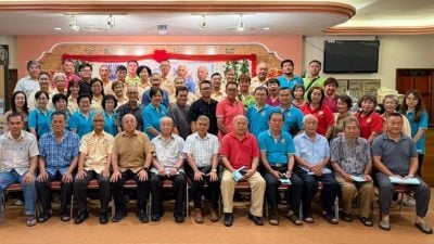 而连突华人新义山管理委员会改选 吴思亿卸任 拿督谢光明接任