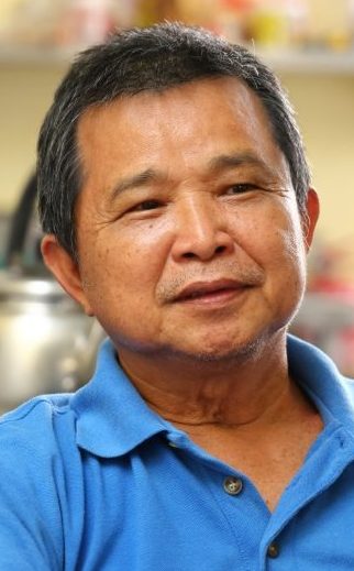 内贸局“严打行动”,贩商望通融免涨价潮。