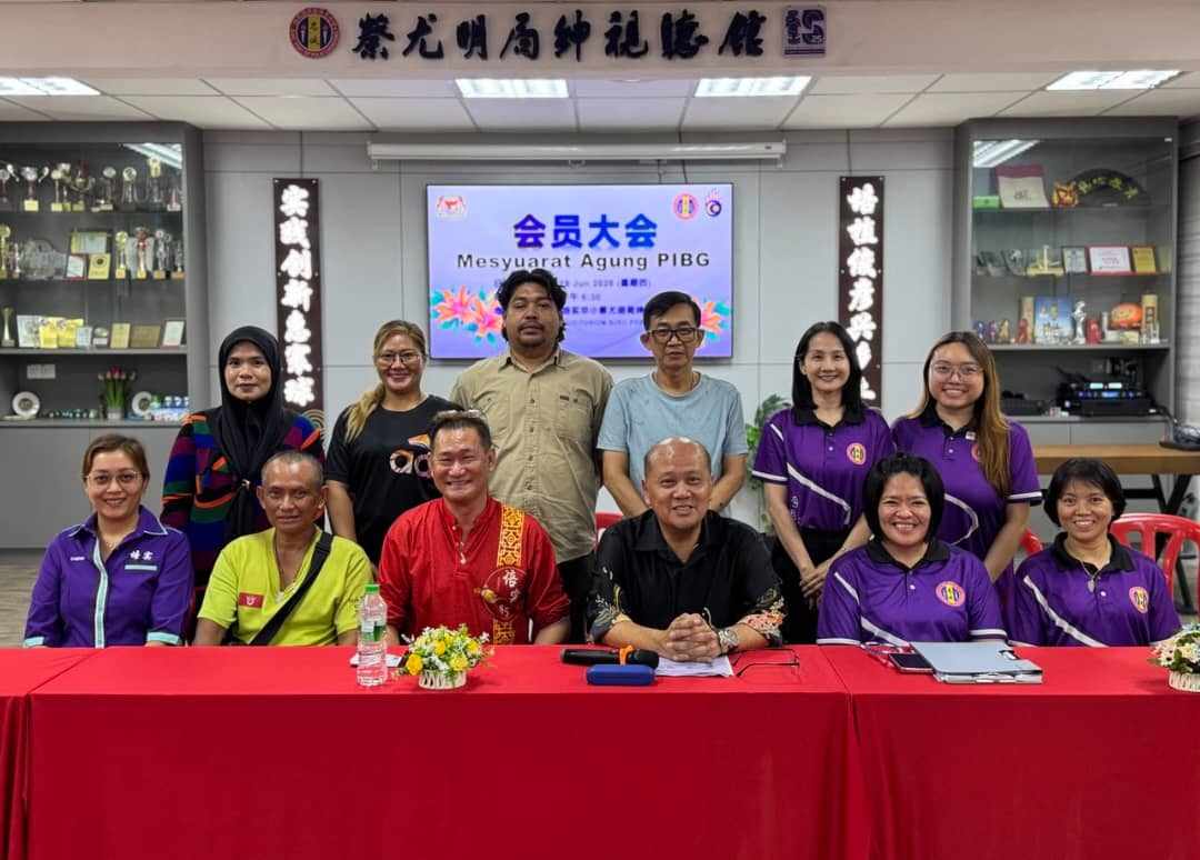 东: 浮罗真隆培实华小召开第53届家教协会常年大会,原任主席林俊隆不负众望,再度获选连任主席。