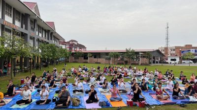 百人瑜伽体验颂钵  筹款支援特殊童陪伴计划