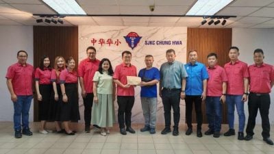 学生张维翰患病需治疗费  哥市中华中小学筹逾7万