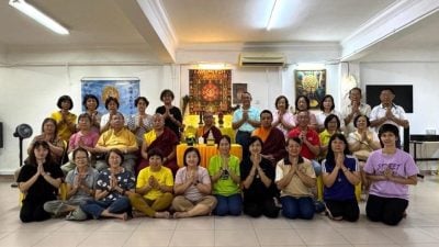 尼泊尔上师仁波切  莅甘马挽开示佛法