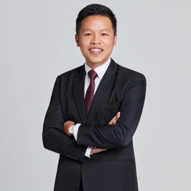 东:已签发:士满慕州议员陈俊广强调,敢言不是罪,贪腐才是国家敌人,并呼吁立即终止针对学生和平集会的调查与起诉。
