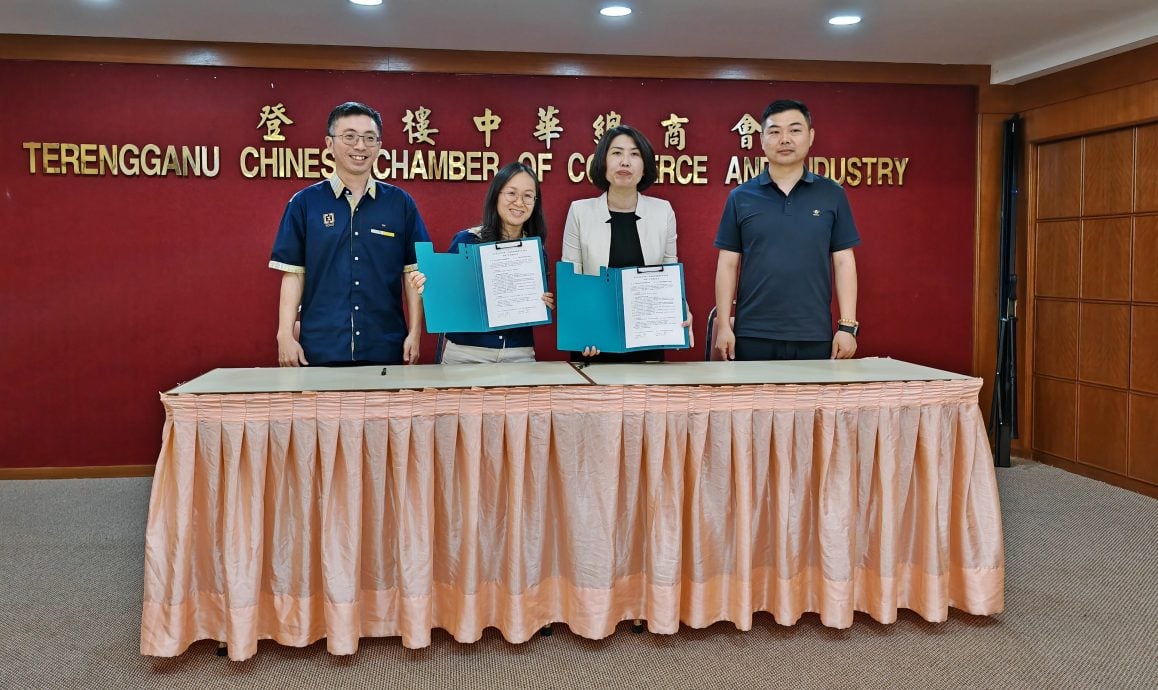 东：已签发：登嘉楼中华总商会与中国绍兴职业技术学院范蠡商学院签署《“越商工坊”创建备忘录》