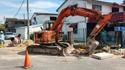 文德甲宝林园尼巴路 排水沟修建工程展开