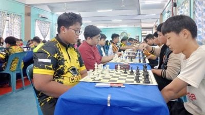 百乐县国际象棋赛   林钧贤夺公开组冠军