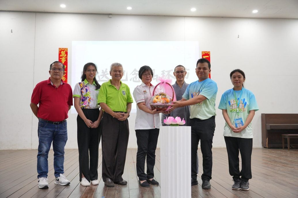 东:第二届《走出去,动起来》中学生学佛营展开 逾百佛教青年齐聚双溪兰共修共学