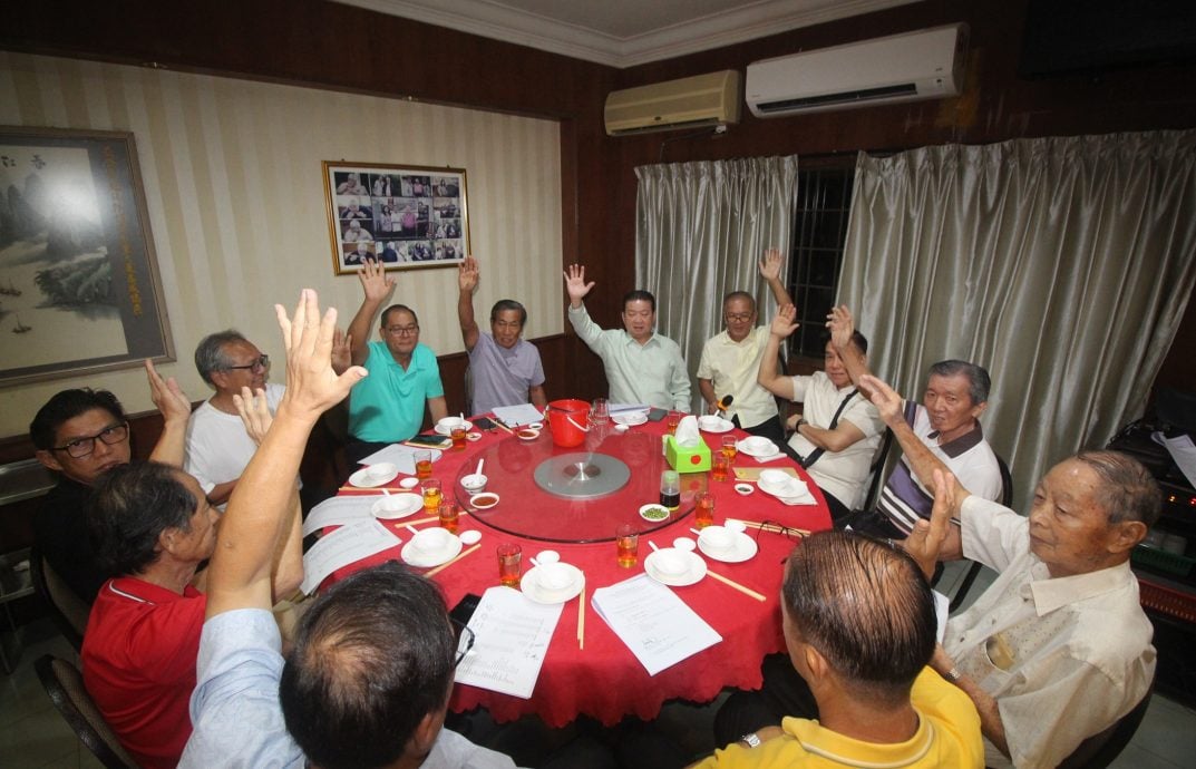 东：（已签发）劳勿观音堂礼堂租给匹克球公会，蔡兆生：促进民众运动风气
