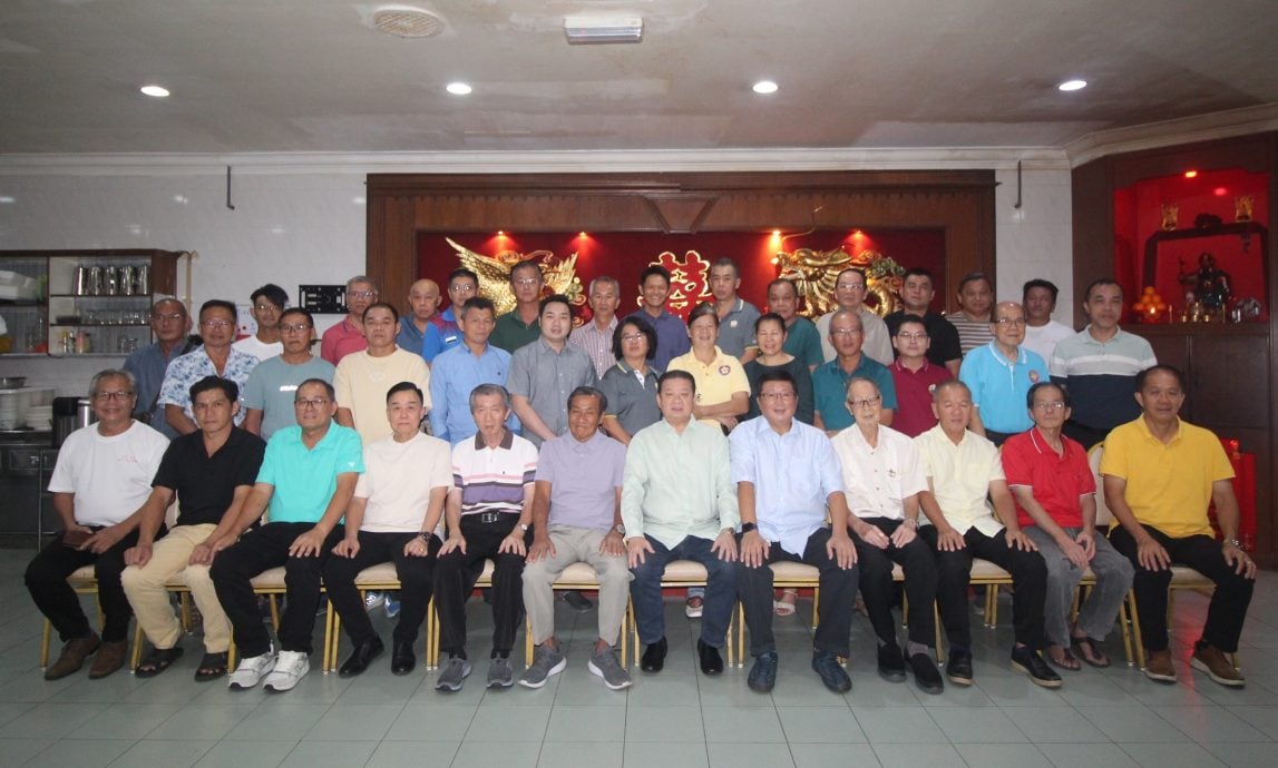 东：（已签发）劳勿观音堂礼堂租给匹克球公会，蔡兆生：促进民众运动风气