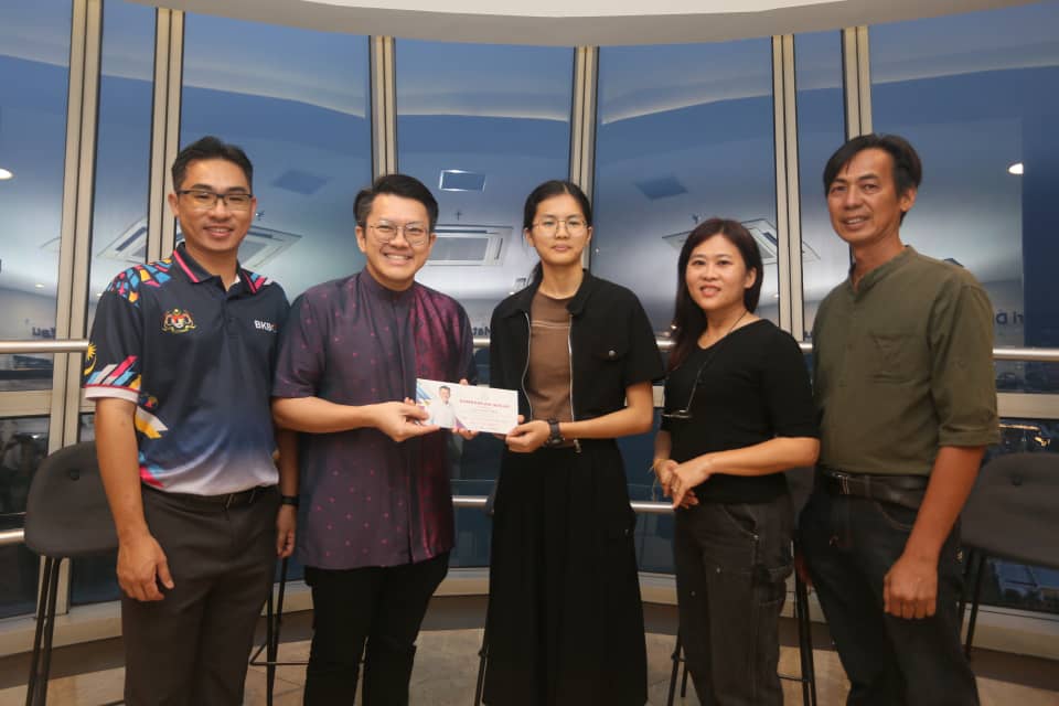 东:(已签发)李政贤吁政府让STPM4.0优秀生自动获分配第一志愿