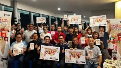 “新村好品”可成国家明信片 李政贤鼓励全民参与推广