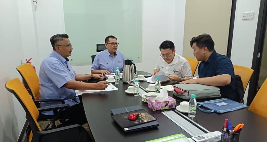 东:(已签发)武吉丁宜709英亩农耕地被财团收购农民将搬迁