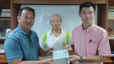 马华甘马挽区会拨款3千 送暖副主席动手术