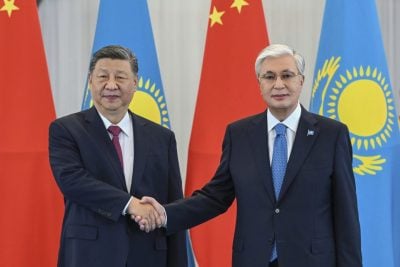 习近平见哈萨克总统: 中哈要践行真正多边主义