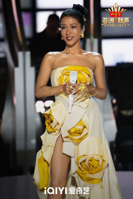 亚洲新声|陈颖恩胜李玖哲顺利晋级　阿木沙惜败落入突围赛争出线