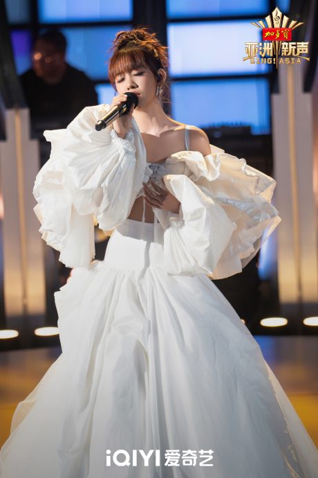 亚洲新声|陈颖恩胜李玖哲顺利晋级　阿木沙惜败落入突围赛争出线