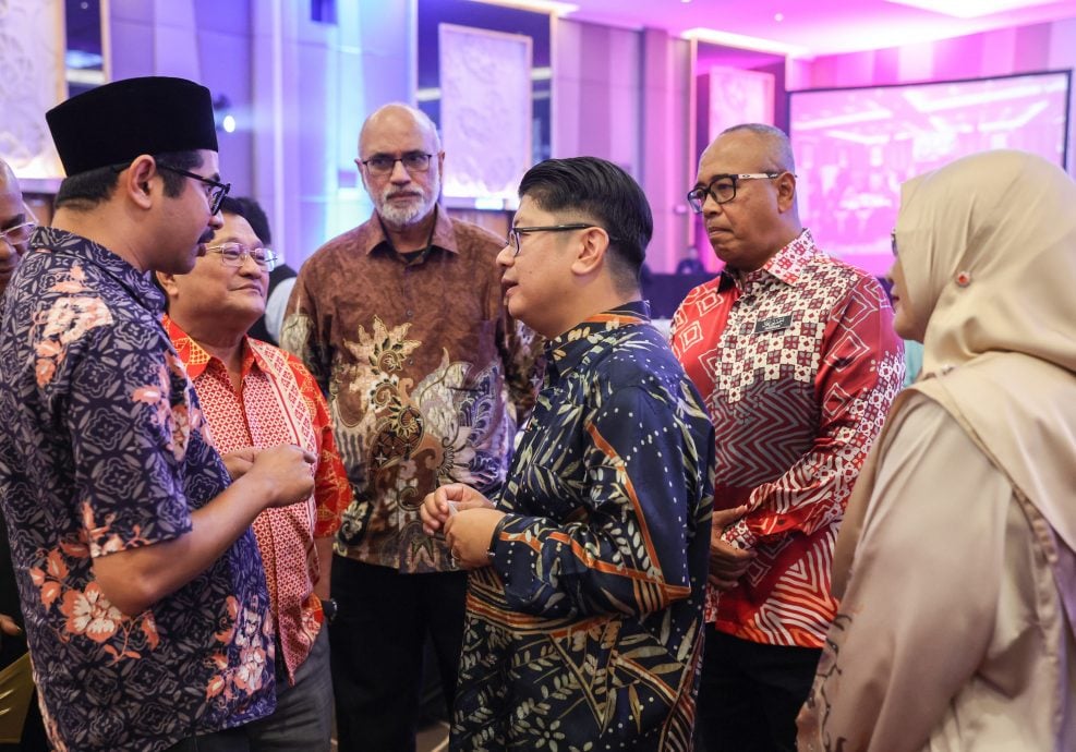 亿佩13MP  WILL GIVE MORE LEEWAY TO SURGING COOPERATIVE MOVEMENT - EWON