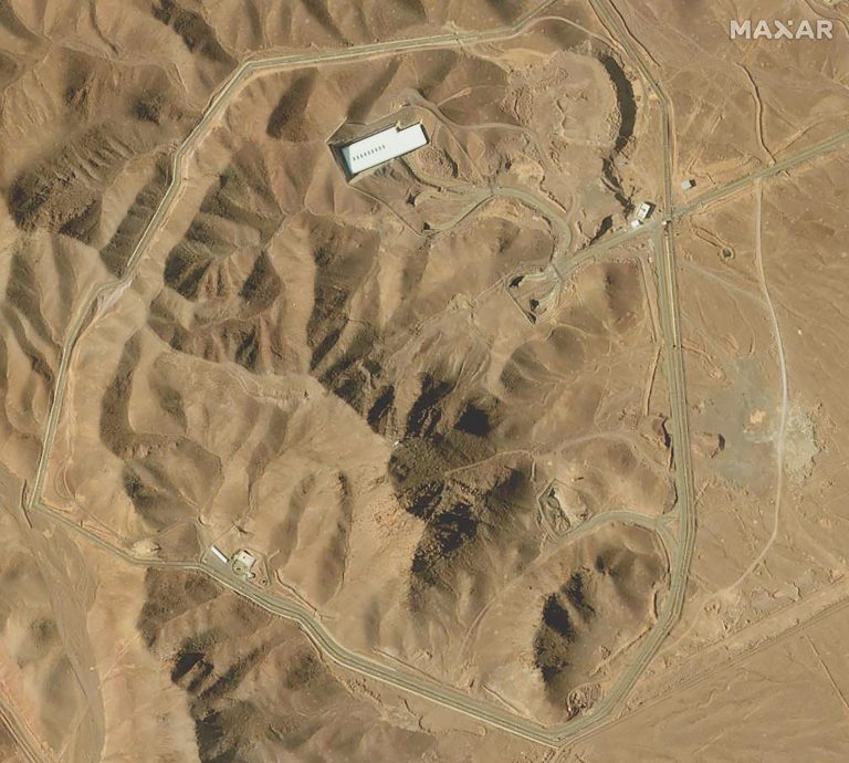 仅凭以色列打击只能拖延伊朗核计划半年 因此美军必须出手