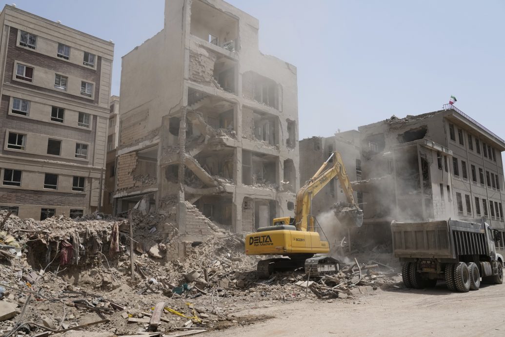 以伊12天冲突期间 伊朗逾930人死亡